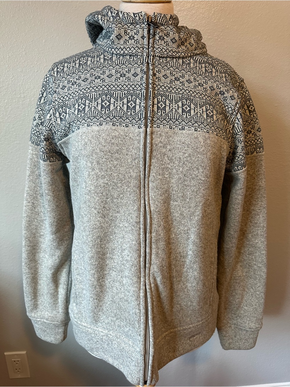 Patagonia Gray Hooded Zip Sweater with Patterned Yoke